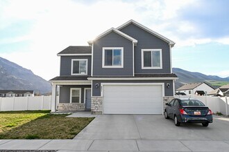 Building Photo - 451 S 1440 E