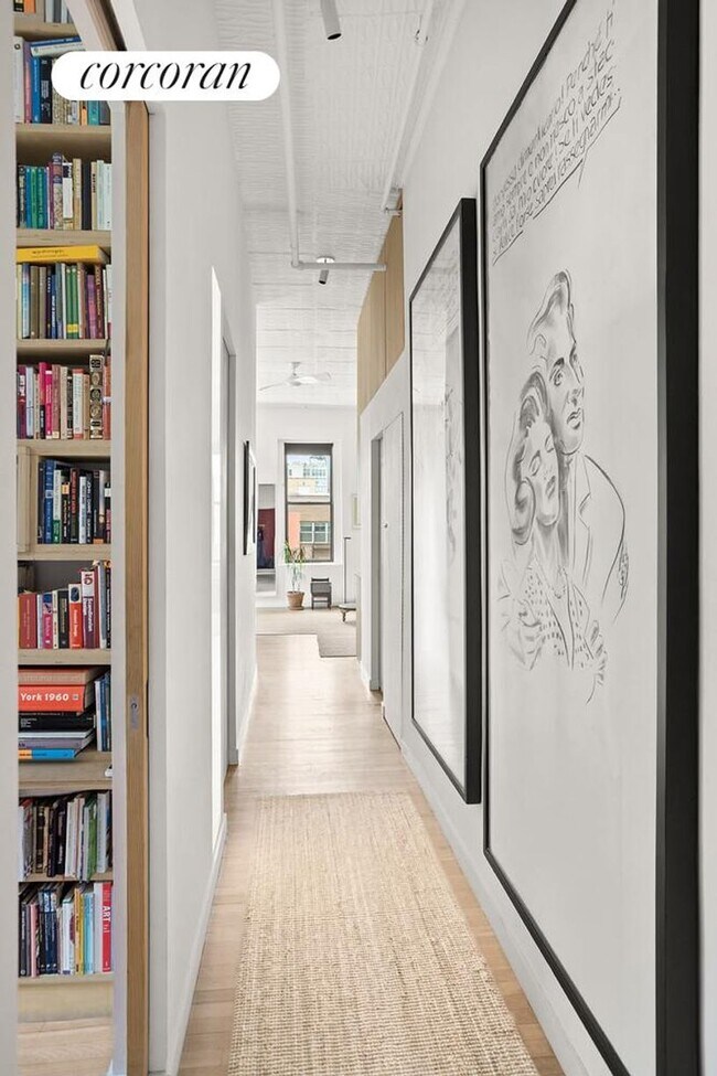 Building Photo - 215 Bowery