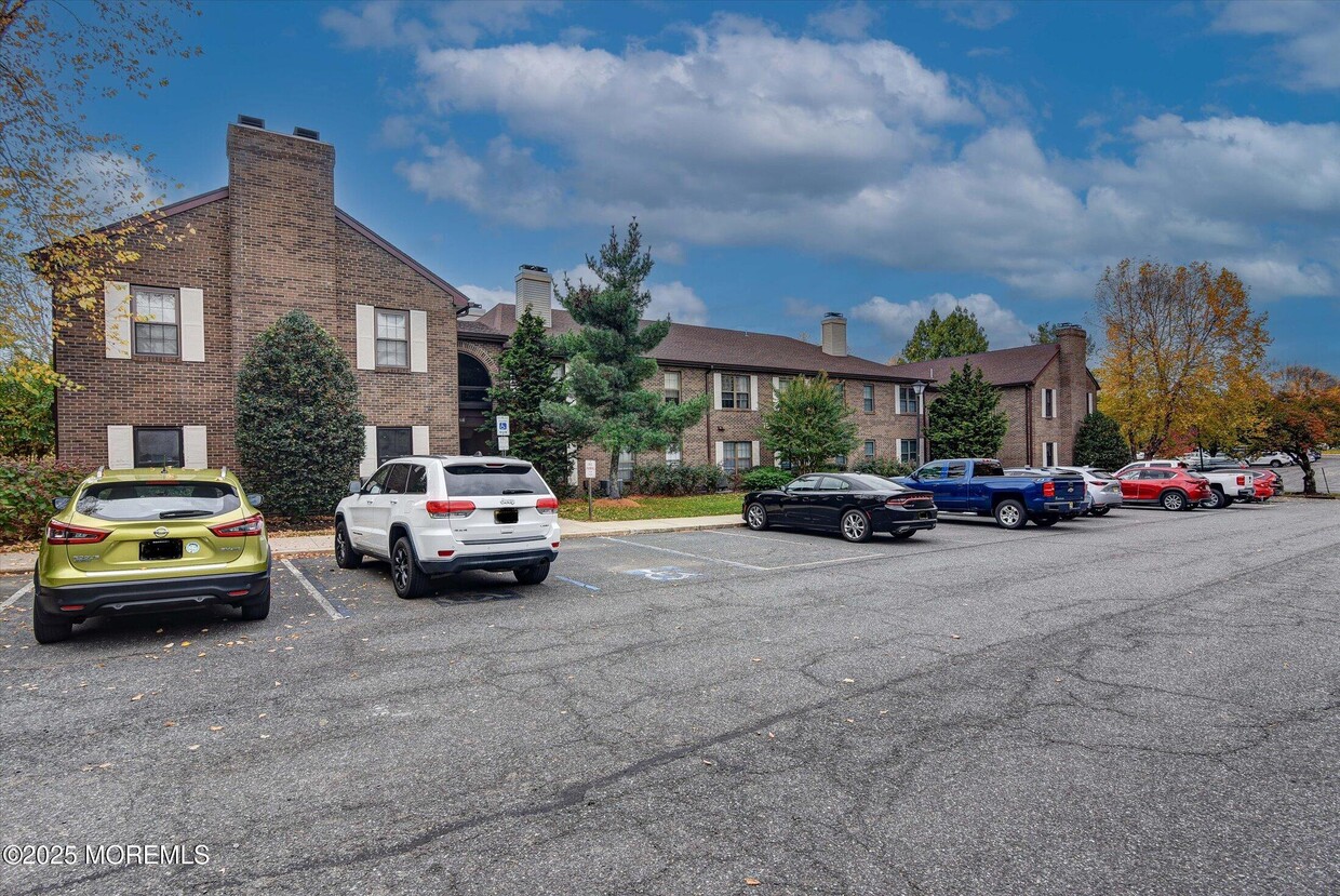 Primary Photo - 1508 Wellington Pl