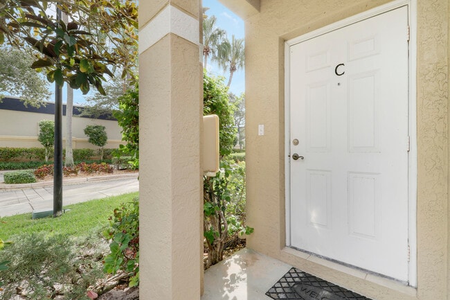 Building Photo - 110 Lighthouse Cir