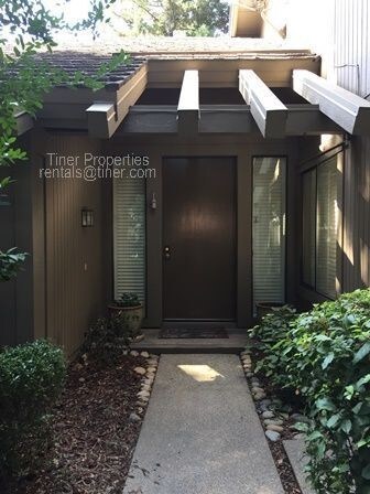 Building Photo - Gold River Powell 3 Bedroom Home!
