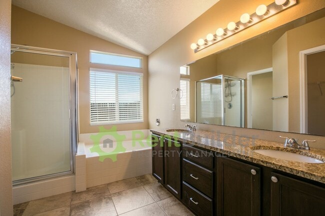 Building Photo - CALL US TODAY AT (505) 808-6467 TO SCHEDUL...