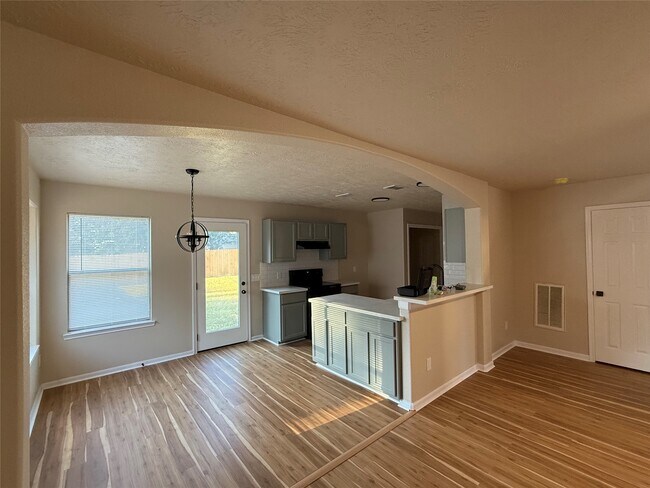 Foto del edificio - 14159 Running Bear Dr