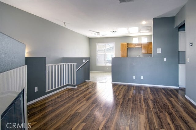 Foto del edificio - 3 Breakers Ln