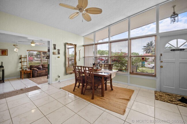 Foto del edificio - 642 W Ocean Ave