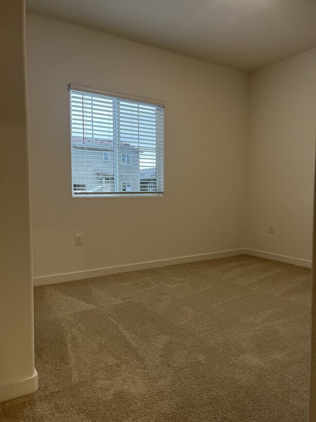 Foto del edificio - 1085 Silverado Wy