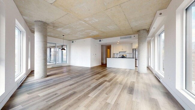 Building Photo - Arteo