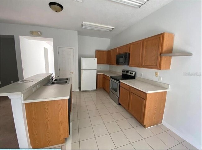 Foto del edificio - 2741 Portchester Ct