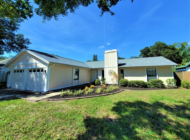 Foto del edificio - 1941 Spanish Oaks Dr N