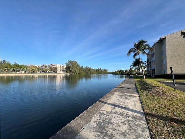 Foto del edificio - 21133 SW 85th Ave