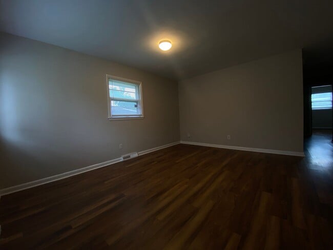Building Photo - Welcome Home     20260501
