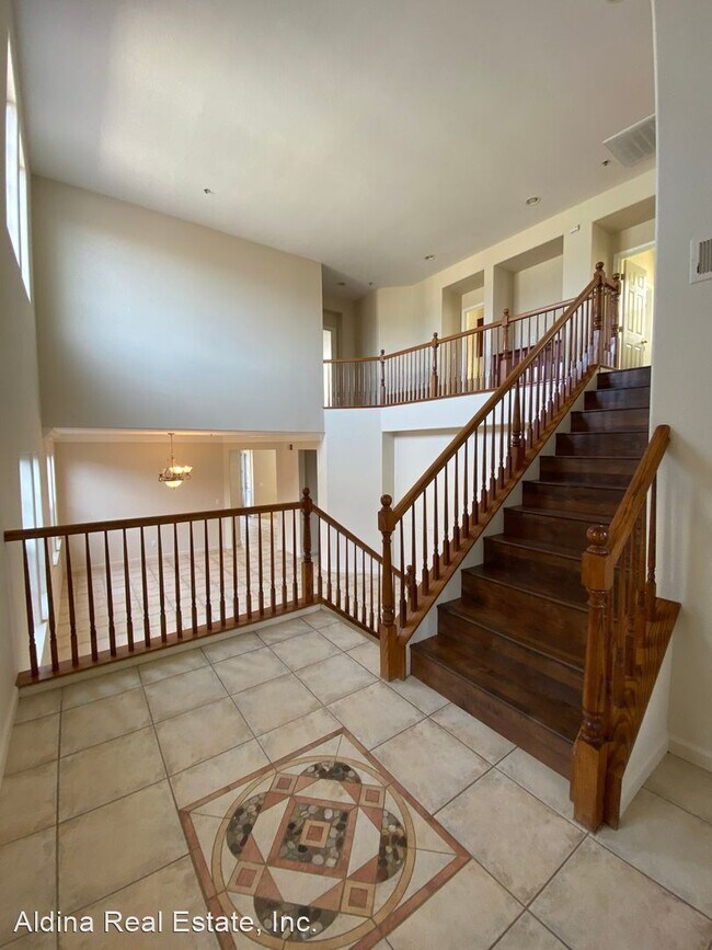 3 br, 2.5 bath House 60 Pelican Dr. House Rental in Watsonville, CA