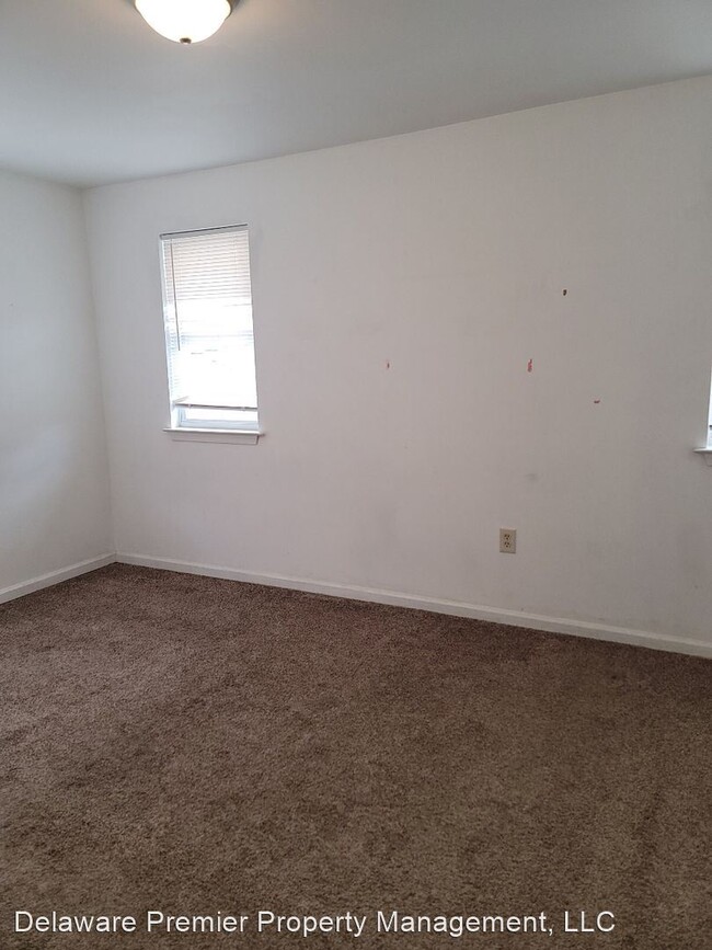 Building Photo - 3 br, 1 bath House - 1209 N Claymont St