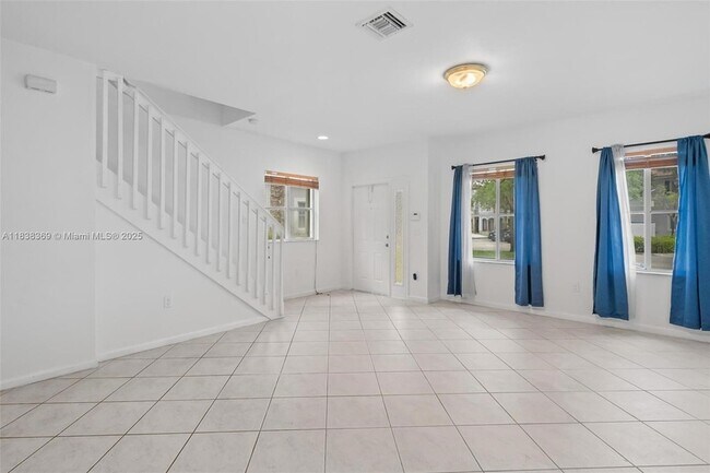 Foto del edificio - 8206 SW 29th St
