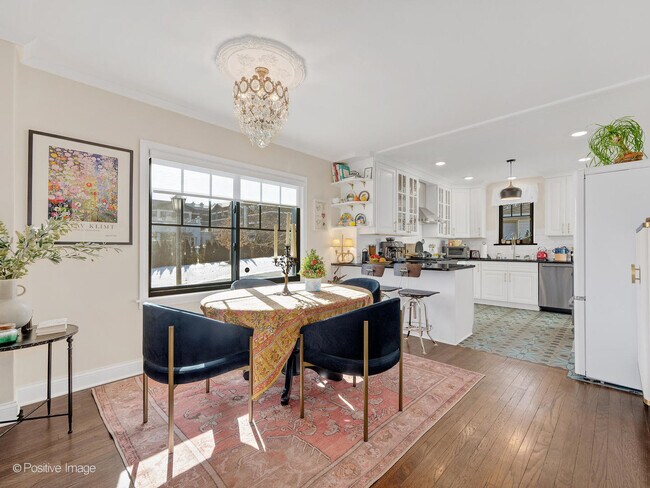 Foto del edificio - 318 Bluff Ave