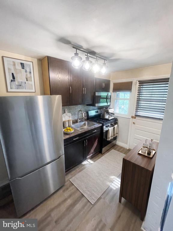 Foto del edificio - 3566 Dudley Ave