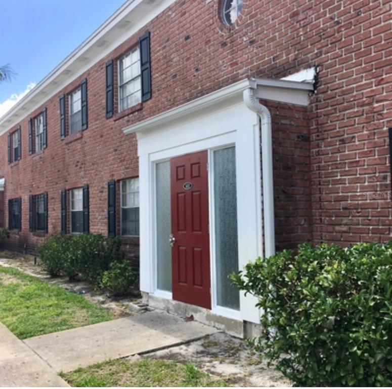 Primary Photo - 1462 Holden Ave