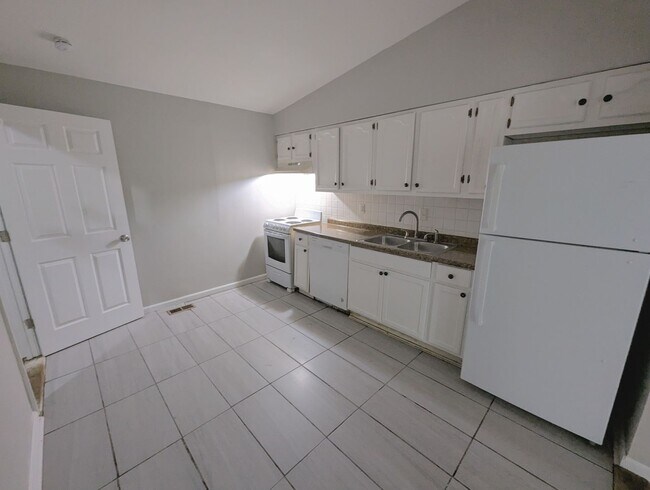 Foto del edificio - Spanish Lake Stunner