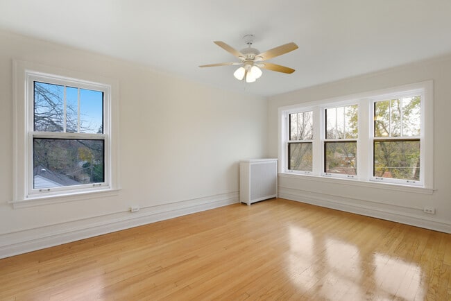 Foto del edificio - 1507 Dobson St