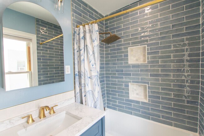 Foto del edificio - Excellent South Philadelphia Row Home