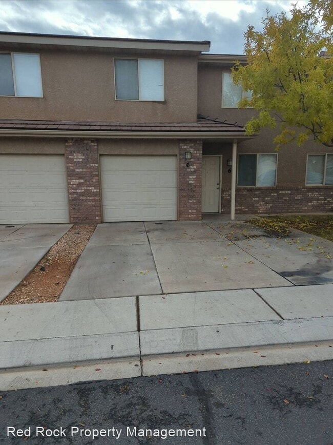 Building Photo - 3 br, 2.5 bath House - 790 N 2720 E Street #6