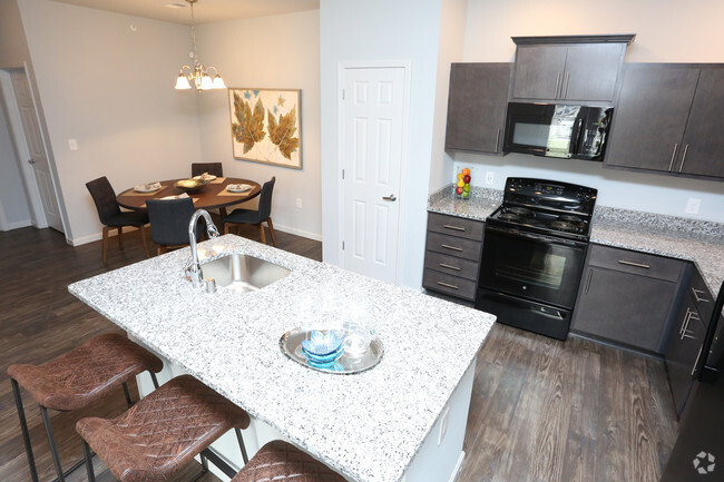 2BR, 2BA - 1,216 SF - Kitchen - The Willard at Preston Crossing