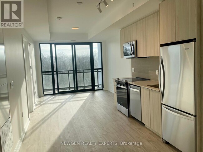 Photo du bâtiment - 750 Whitlock Ave