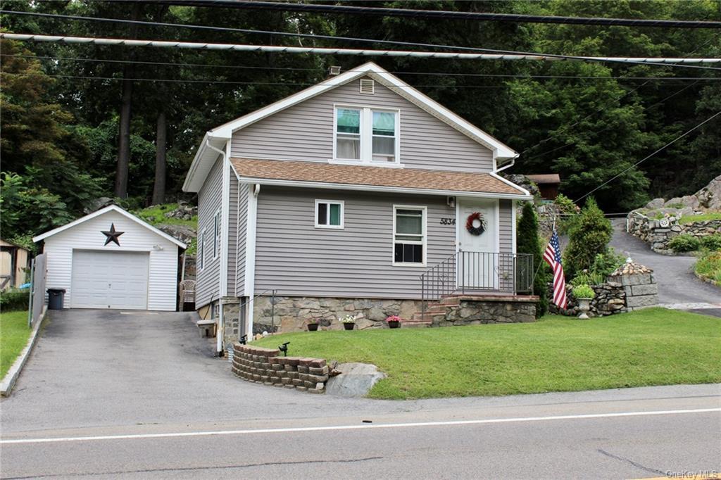 Primary Photo - 5834 Albany Post Rd