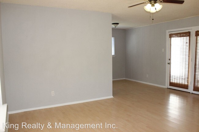 Building Photo - 909 Meadow Mead Dr