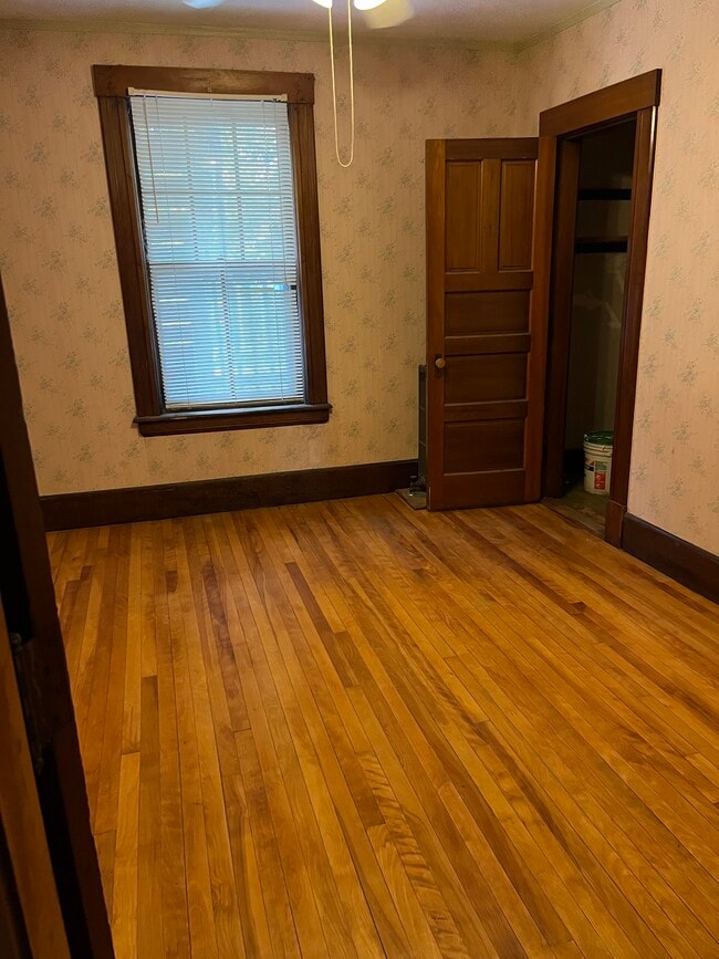 Bedroom 1 - 4 Melville St