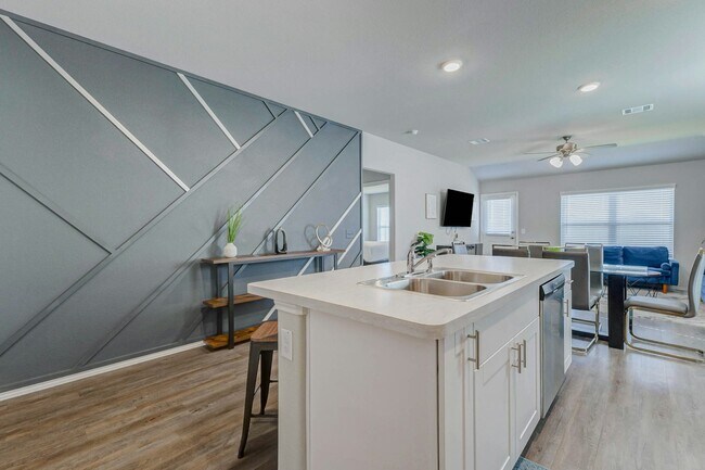 Building Photo - 10658 Red Orchid Dr