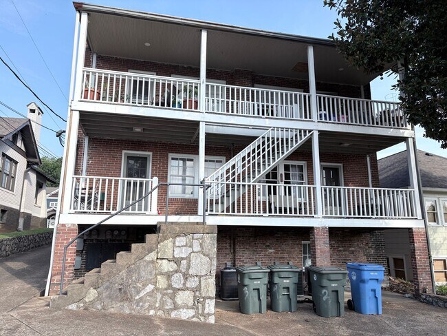 Foto del edificio - Northshore Historic 1 bedroom