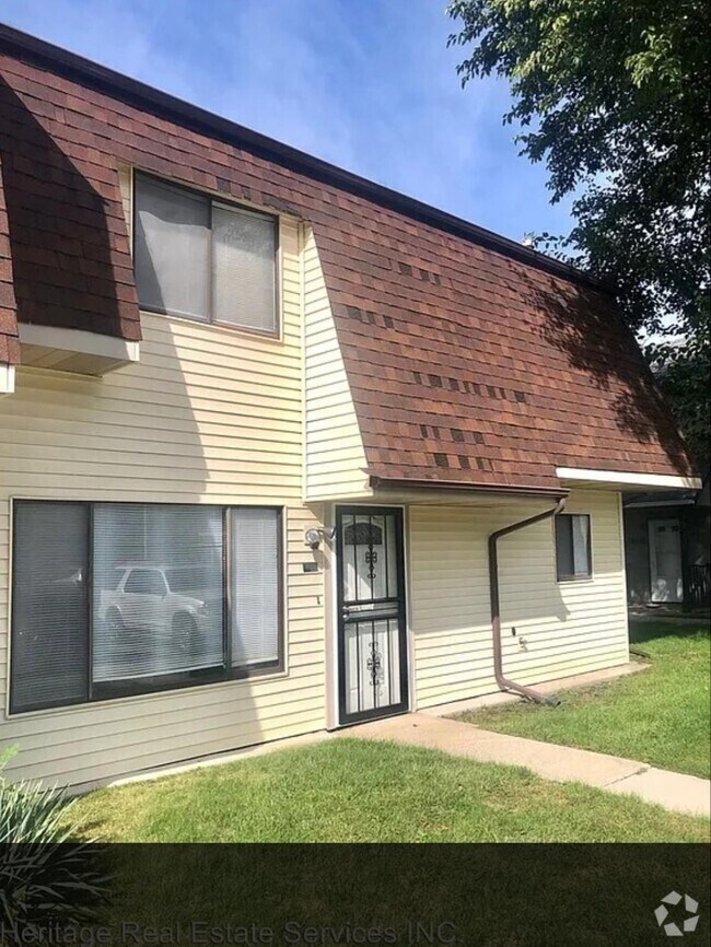 Cheap Regency Park Townhomes Apartments for Rent Merrillville, IN 1