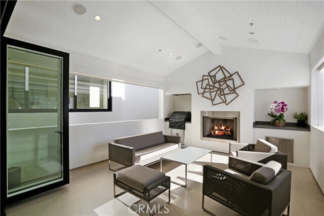 Foto del edificio - 715 Marigold Ave