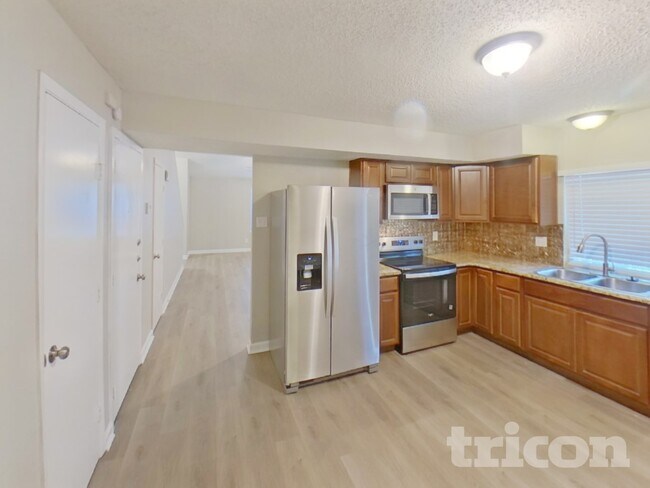 Foto del edificio - 2908 Lemmontree Ln