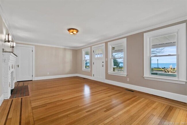 Foto del edificio - 223 Townsend Ave
