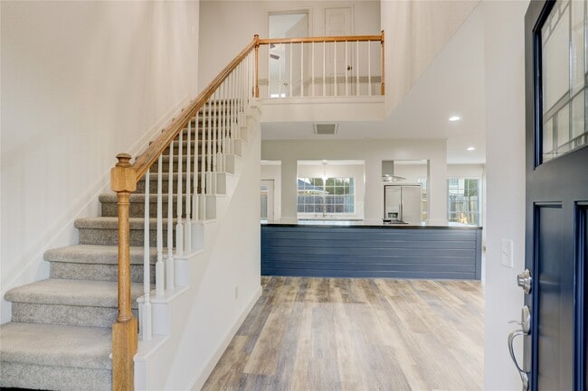 Foto del edificio - 3122 Rimrock Dr