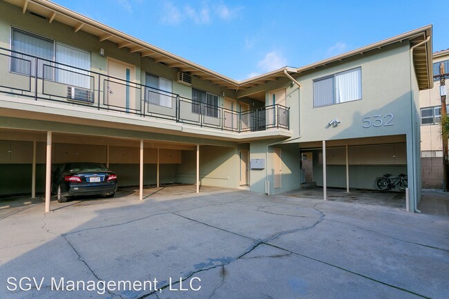 Building Photo - 530 S Los Robles Ave