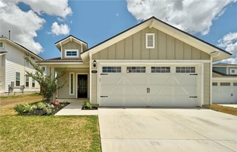 Building Photo - 155 Lyndon Dr