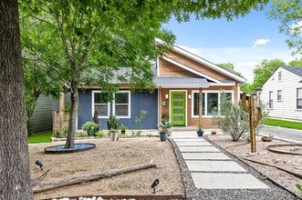 Building Photo - 8911 Diceman Dr