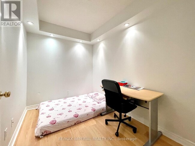 Photo du bâtiment - 38 William Carson Crescent