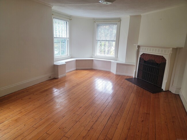 Building Photo - 270 Cherry Brook Rd