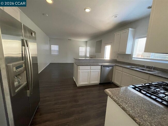 Building Photo - 4443 Meadow Valley Cir