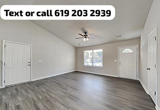 Building Photo - 9914 Levenshall Dr