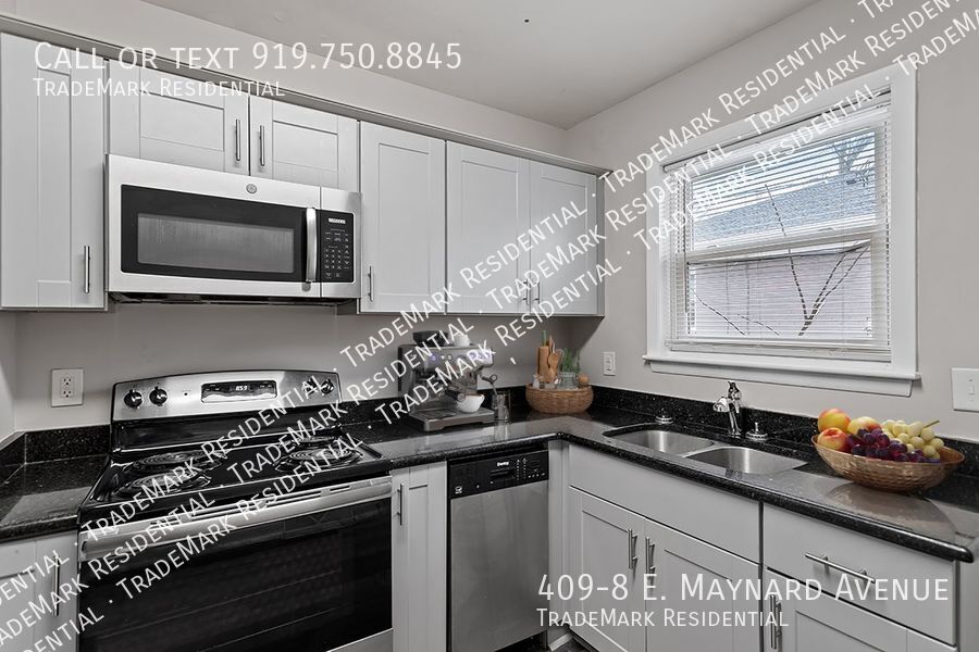 Foto principal - 409 E Maynard Ave