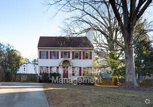 Building Photo - 1109 Balmoral Dr
