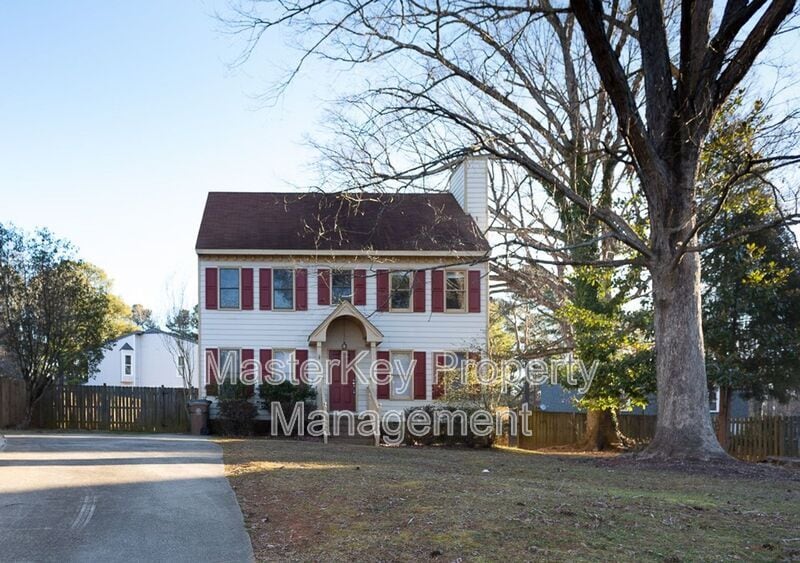 Primary Photo - 1109 Balmoral Dr
