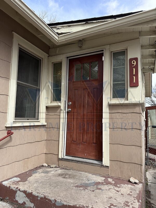 Building Photo - 911 S 9th St