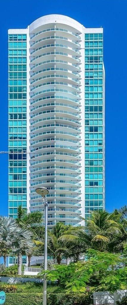 Foto del edificio - 2101 Brickell Ave