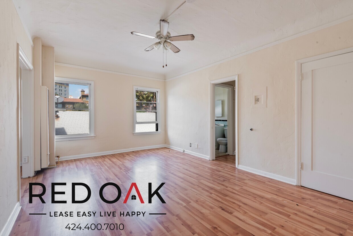 Foto principal - 607 S Dunsmuir Ave